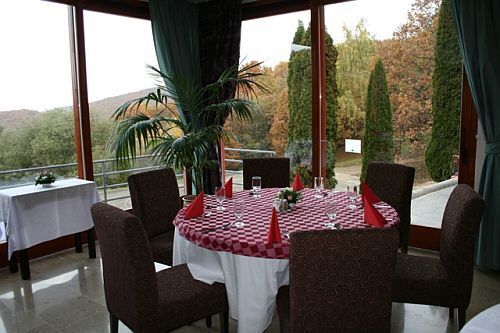 Narad Park Hotel Restaurant - Billige Hotel In Matra - Matrahaza Restaurant