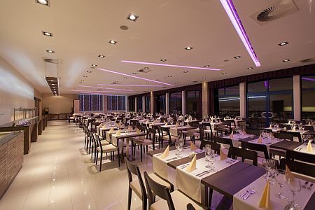 Restaurant - Siofok Wellness Hotel - Siofok - Premium Hotel Panorama