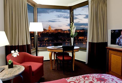 Sofitel Hotel Budapest im Stadtzentrum - Zimmer mit Panoramablick auf die Donau - Wochenende in Budapest