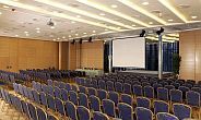 Konferenzsaal im Hotel Eger Park - Das Hotel besitzt den größten Konferenzsaal in der Nord-ungarischen Region