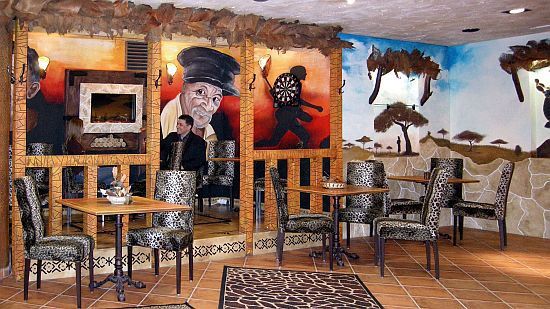 Africa Zimmer ins Hotel Villa Classica Papa
