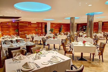 5* Hotel Divinus Debrecen - Restaurant Firenze in Debrecen