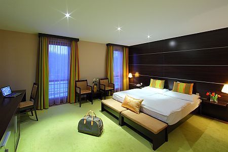 4* Anna Grand Hotel ist eine schöne freie Zimmer in Balatonfured