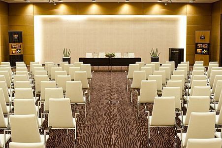 Konferenzraum und Konferenzsaal im Abacus Wellness Hotel Herceghalom