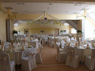 Veranstaltungssaal für Hochzeit im Aqua-Spa Hotel**** Cserkeszolo