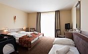 Siófok Hotel - freies Zimmer mit drei Betten in CE Plaza Wellnesshotel