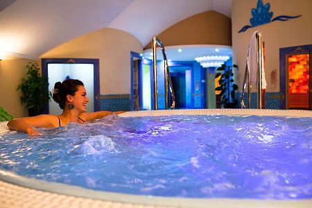 Wellnesshotel Kristaly in Keszthely am Plattensee mit billigen Preisen und Halbpension