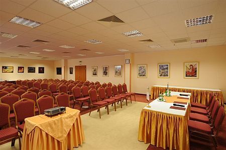 Vermietung von Konferenzräumen und Veranstaltungsräumen in Eger