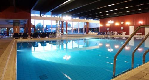 Thermalbad ins Danubius Health Spa Resort Buk - Thermalhotel Buk - exklusiv Hotel in Buk