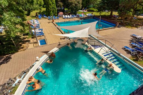 Ensana Hotel in Sárvár mit Thermalbecken
